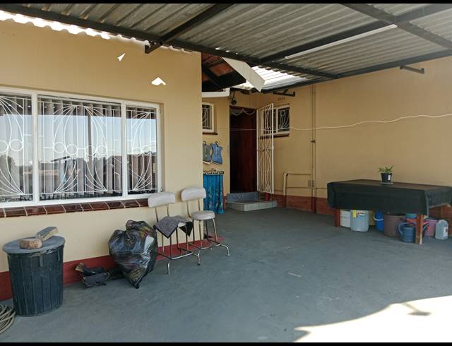 3 BEDROOM FREEHOLD FOR SALE IN BELFORT ESTATE